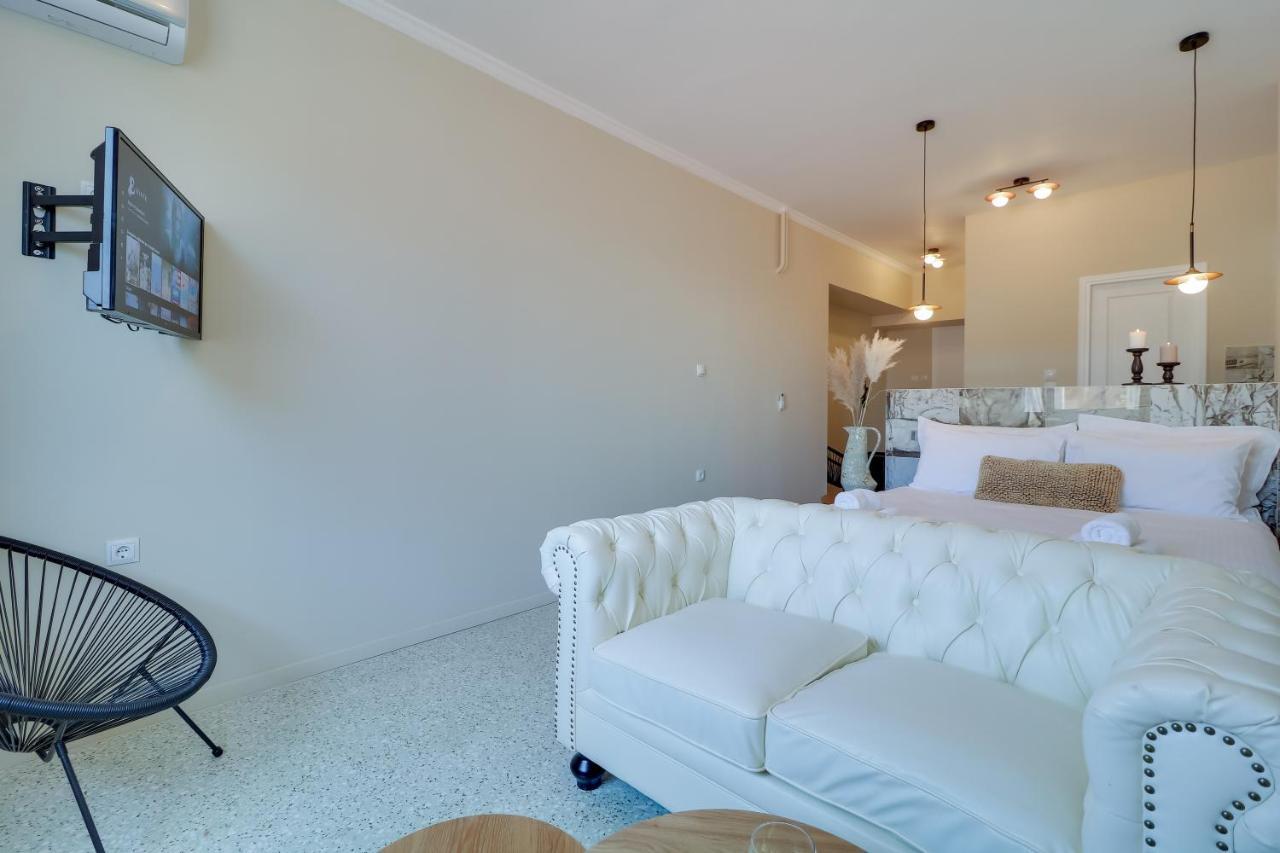 Ermou Fashion Suites By Living-Space Aten Exteriör bild